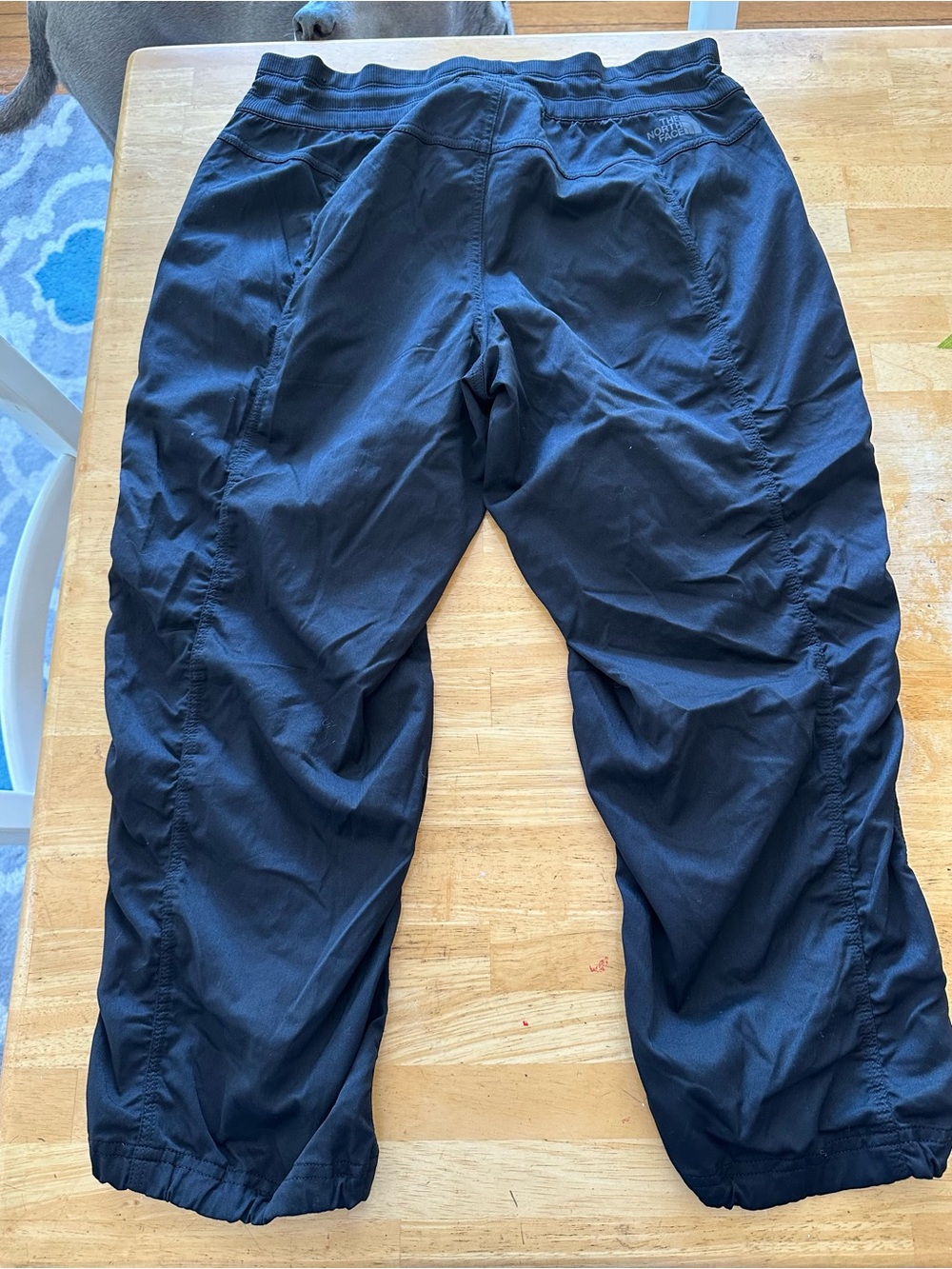 North Face women’s crop track pants large - Picture 2 of 4